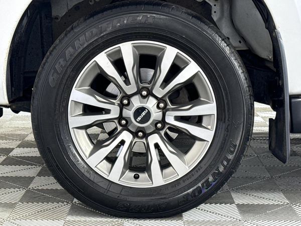 2020-Isuzu-D-Max-300-LX-Auto-Double-Cab image:4