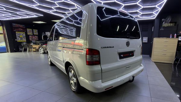 2005-Volkswagen-Caravelle-T5-25-TDI-4Motion-128kW image:27