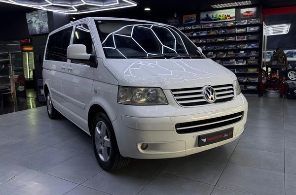 2005-Volkswagen-Caravelle-T5-25-TDI-4Motion-128kW image:2