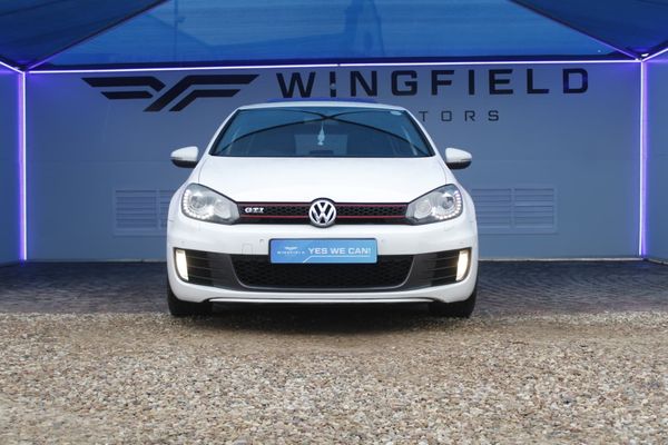 2012-Volkswagen-Golf-VI-GTI-20-TSI-Auto image:1