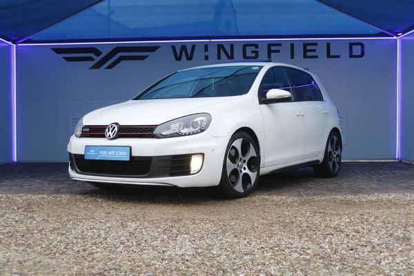 2012-Volkswagen-Golf-VI-GTI-20-TSI-Auto image:2