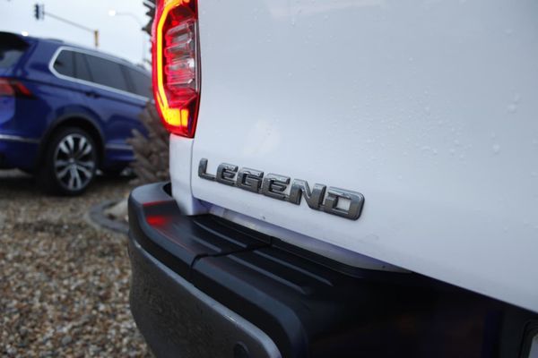 2024-Toyota-Hilux-28-GD-6-RB-Raider-Double-Cab-mHev image:9