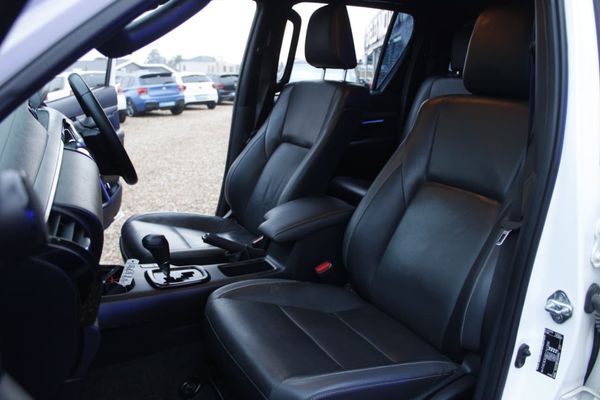 2024-Toyota-Hilux-28-GD-6-RB-Raider-Double-Cab-mHev image:16
