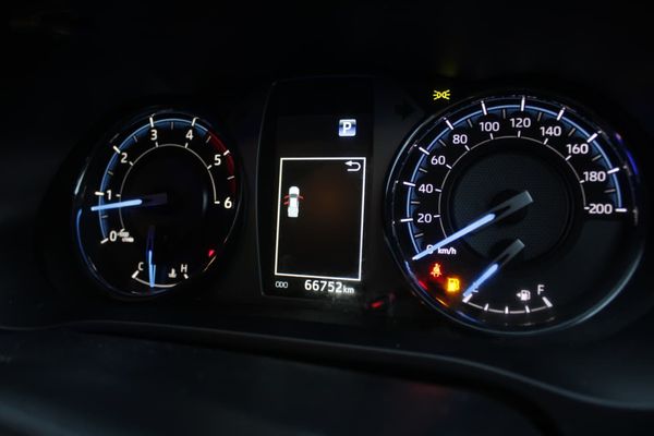 2024-Toyota-Hilux-28-GD-6-RB-Raider-Double-Cab-mHev image:23