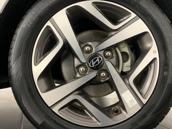 2024-Hyundai-Grand-i10-12-Fluid-Sedan-Auto image:18