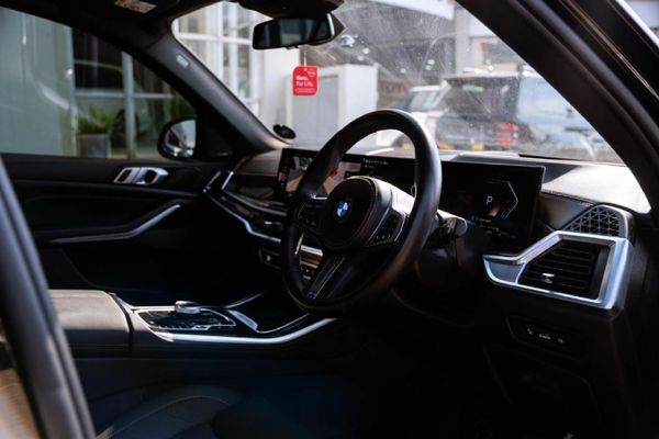 2024-BMW-X5-xDrive30d-M-Sport image:6