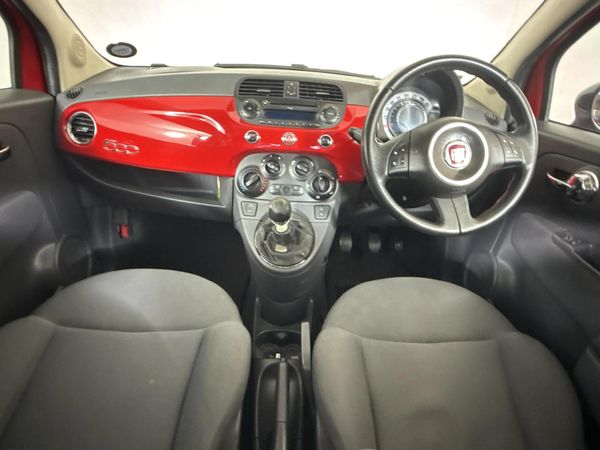 2013-Fiat-500-14-Lounge image:1