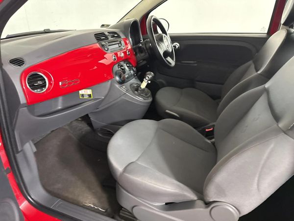 2013-Fiat-500-14-Lounge image:6