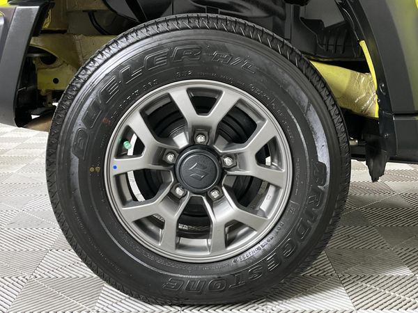2024-Suzuki-Jimny-15-GL-AllGrip-5-Door image:7