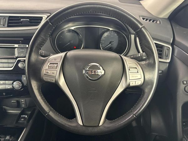 2015-Nissan-X-Trail-25-SE-4x4-Auto image:9