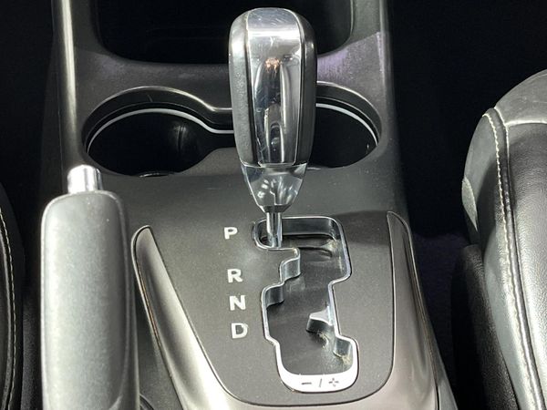 2015-Dodge-Journey-36-V6-Crossroad image:10
