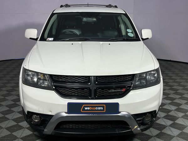 2015-Dodge-Journey-36-V6-Crossroad image:14