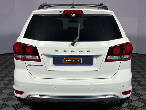 2015-Dodge-Journey-36-V6-Crossroad image:17