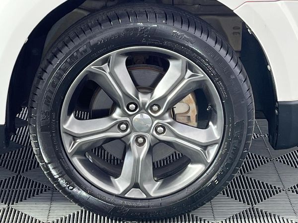 2015-Dodge-Journey-36-V6-Crossroad image:5