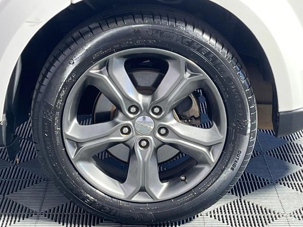 2015-Dodge-Journey-36-V6-Crossroad image:6