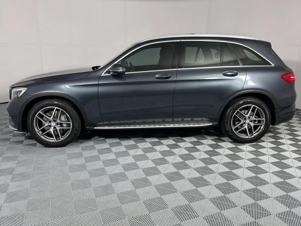 2016-Mercedes-Benz-GLC-300-AMG image:20