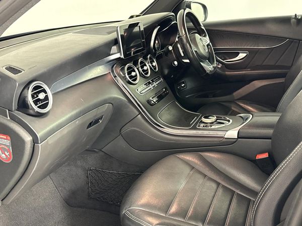 2016-Mercedes-Benz-GLC-300-AMG image:8