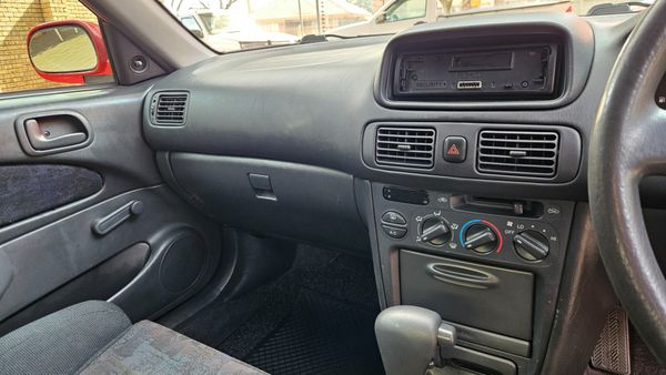 1999-Toyota-Corolla-160i-GLE-Auto image:26