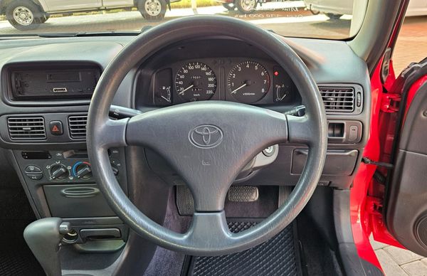 1999-Toyota-Corolla-160i-GLE-Auto image:31