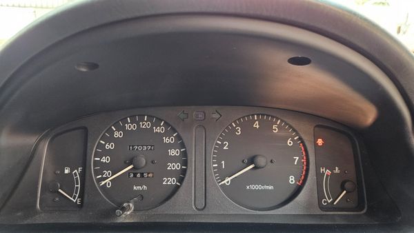 1999-Toyota-Corolla-160i-GLE-Auto image:42