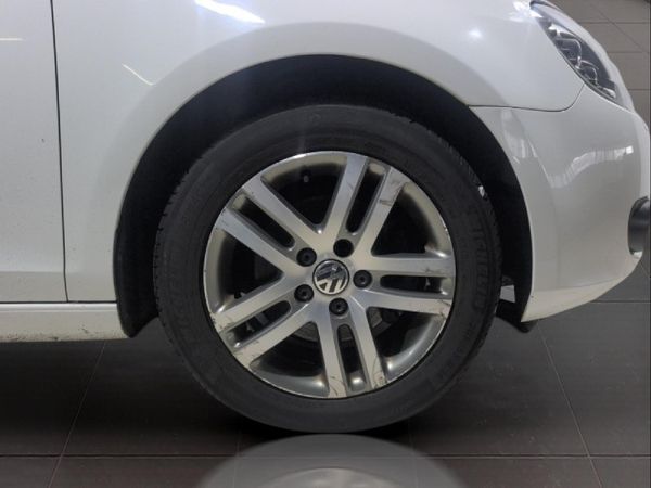 2012-Volkswagen-Golf-VI-14-TSI-Auto-Cabrio-Comfortline image:13