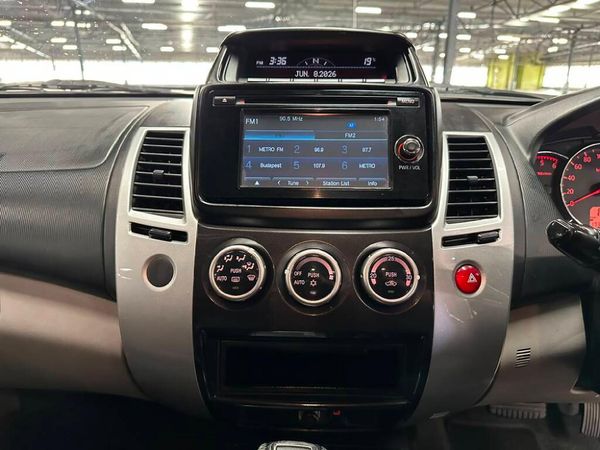 2016-Mitsubishi-Pajero-Sport-25D-4x4-Auto image:13