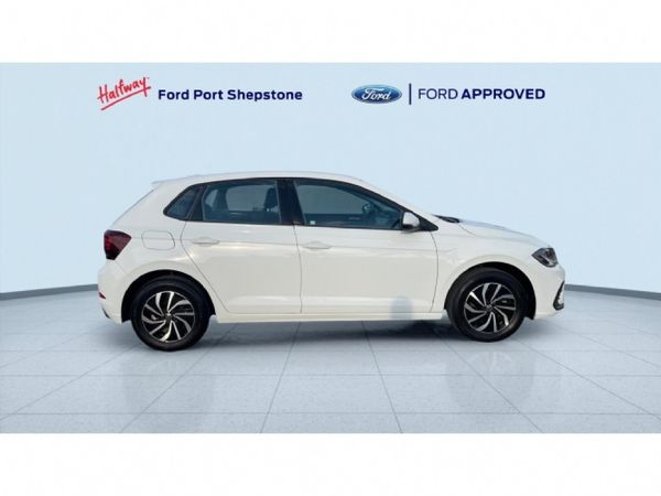 2025-Volkswagen-Polo-10-TSI-Life-Auto-DSG image:4
