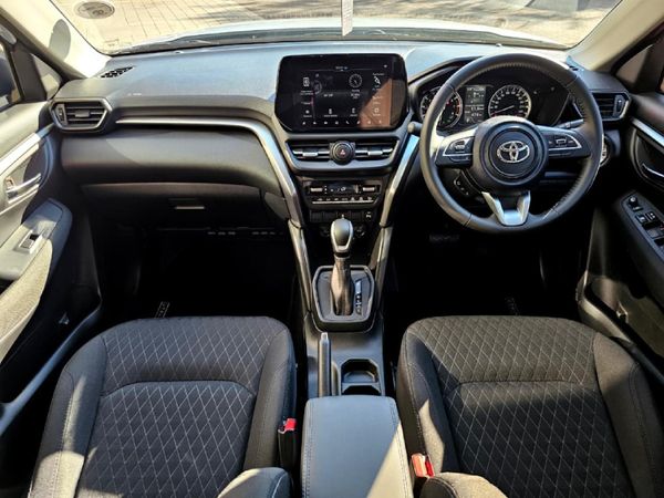 2026-Toyota-Urban-Cruiser-15-XR-Auto image:9