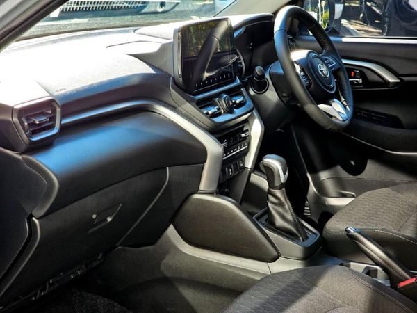 2026-Toyota-Urban-Cruiser-15-XR-Auto image:10