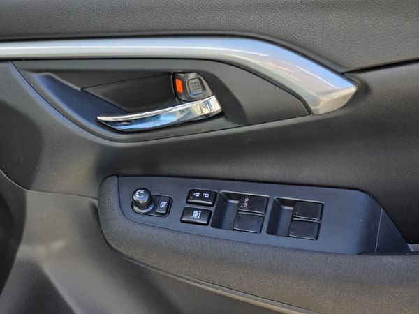 2026-Toyota-Urban-Cruiser-15-XR-Auto image:17