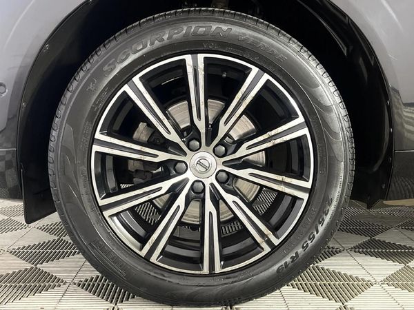 2020-Volvo-XC60-D4-Inscription-Auto-AWD image:4