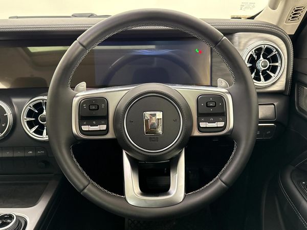 2026-GWM-Tank-300-24TD-Ultra-Luxury-4x4-Auto image:11