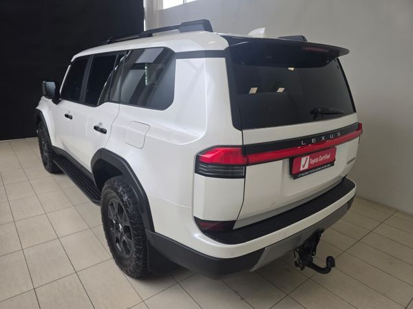 2025-Lexus-GX-35T-Overtrail image:4