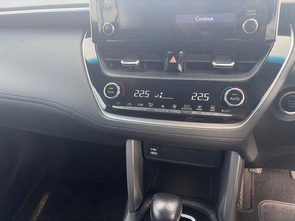 2022-Toyota-Corolla-Cross-18-XR image:12