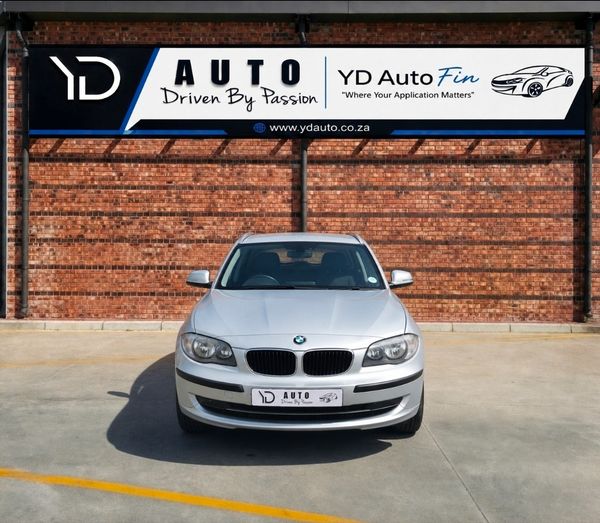 2011-BMW-1-Series-118i-5-dr-Urban image:1