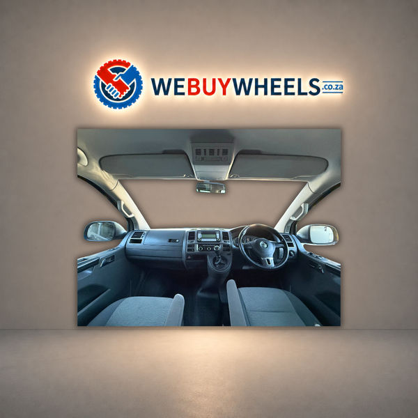 2014-Volkswagen-Kombi-T5-KOMBI-20-TDi-LWB-103kw-COMFORTLINE image:6