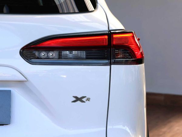 2021-Toyota-Corolla-Cross-18-XR image:10