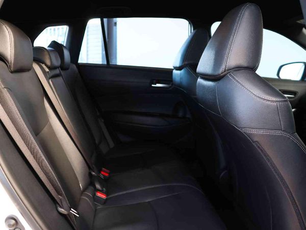 2021-Toyota-Corolla-Cross-18-XR image:11