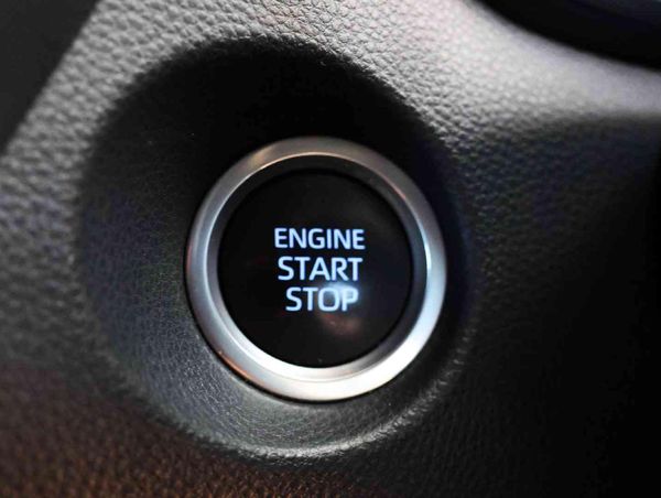 2021-Toyota-Corolla-Cross-18-XR image:18