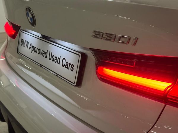 2025-BMW-3-Series-330i-M-Sport-Auto image:8