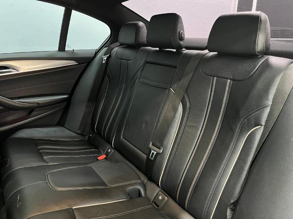 2018-BMW-5-Series-520d-M-Sport image:18