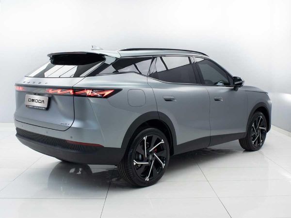 2026-Omoda-C7-15T-SHS-DHT-Phev image:4