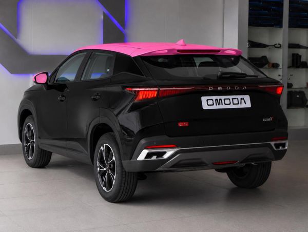 2026-Omoda-C5-15T-Street-Plus image:7