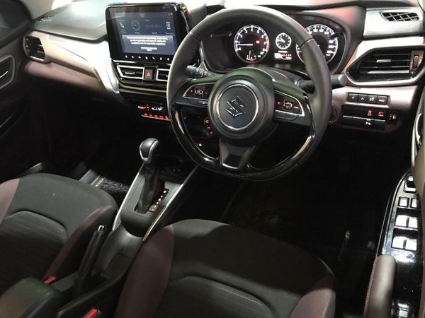 2026-Suzuki-Fronx-15-GLX-Auto image:10