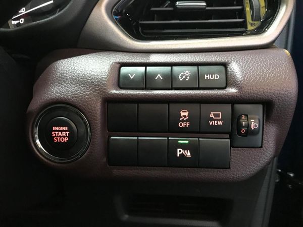 2026-Suzuki-Fronx-15-GLX-Auto image:11
