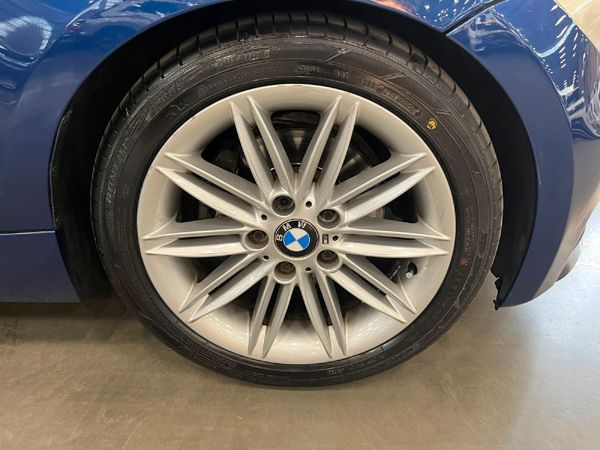 2010-BMW-1-Series-120d-Coupe-Auto image:8