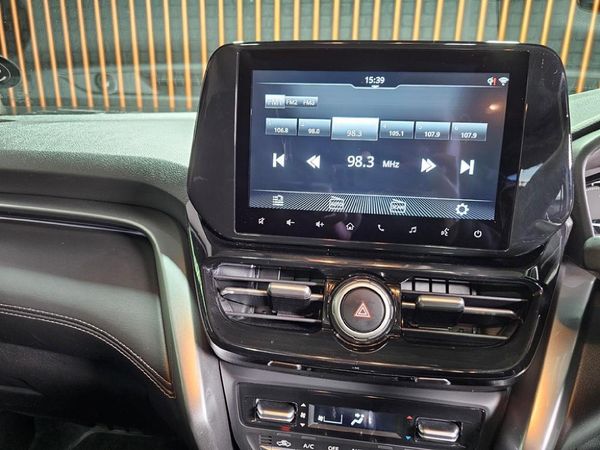 2023-Suzuki-Grand-Vitara-15-GLX-Auto image:13