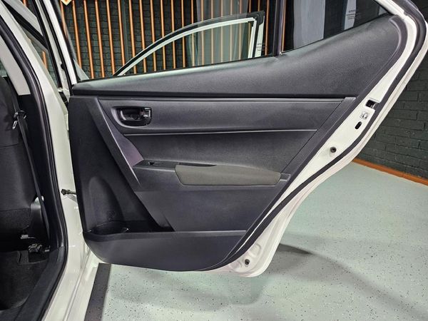 2023-Toyota-Corolla-Quest-18-Auto image:17