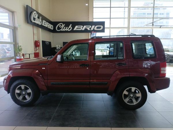 2009-Jeep-Cherokee-28-CRD-Sport-Auto image:5