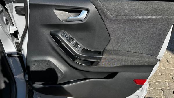 2023-Ford-Puma-10T-Ecoboost-Titanium-Auto image:17